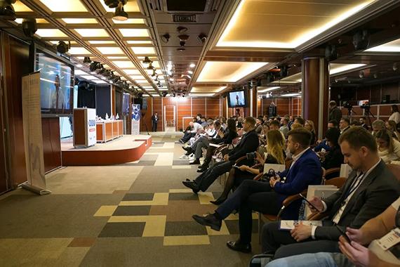 Микрофинансирование на пути к цифровизации: Что обсуждалось на стратегических сессиях MFO Russia Forum 2021 - крупнейшего после начала пандемии очного мероприятия на рынке?